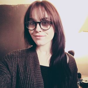 Meet your Posher, Elise